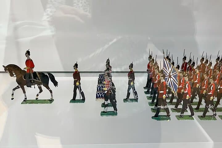 Napoleons Tomb and Army Museum
