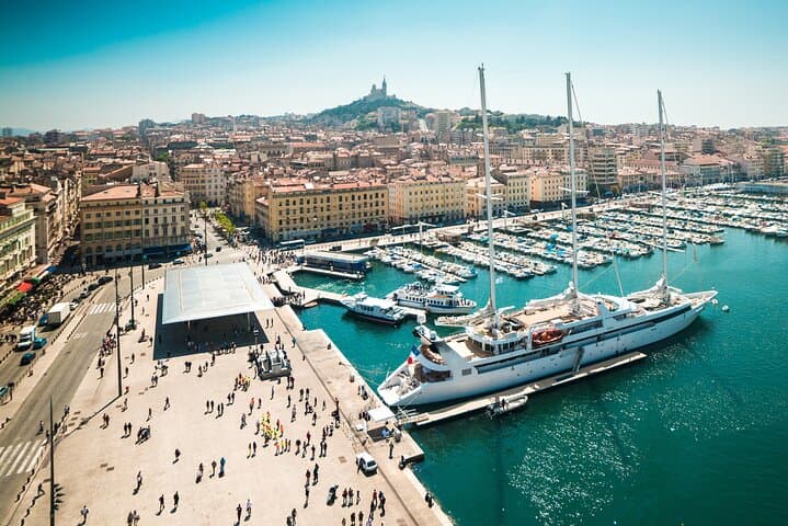 Private transfer from Nice to Marseille, 2 hour Stop in Cannes