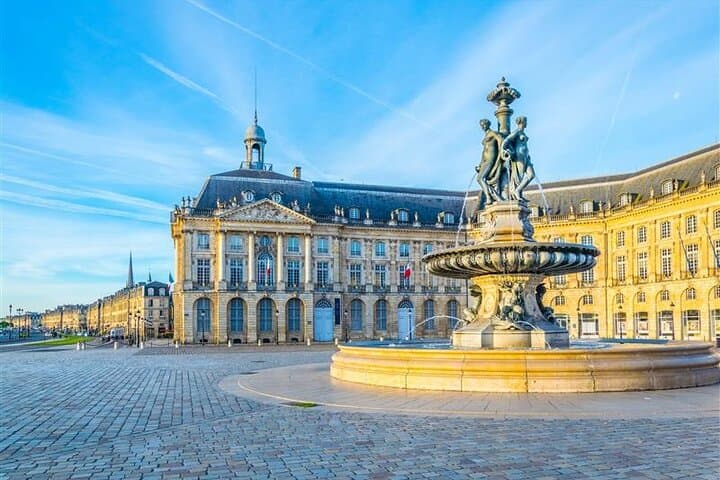 Le Verdon Port to Bordeaux: Culture, Wine & Highlights Shore Trip