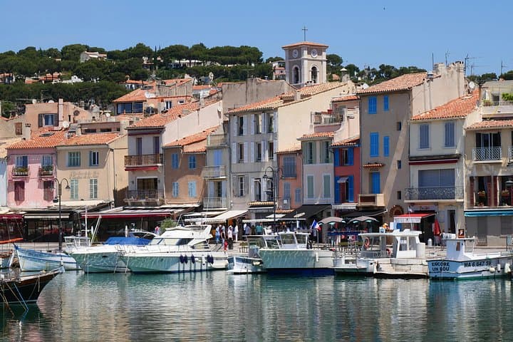 Cassis port