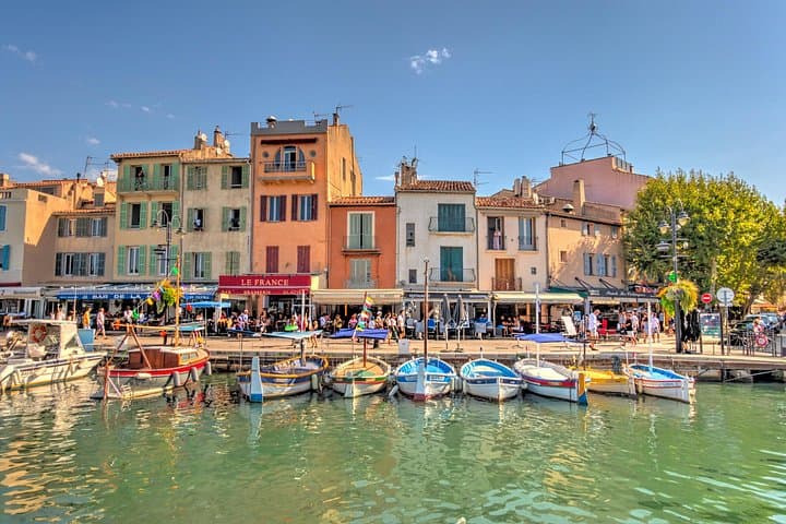 Cassis port