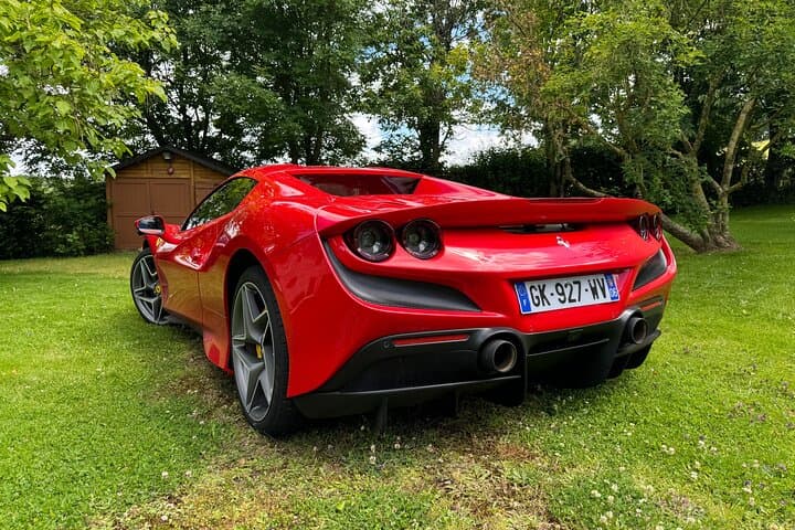 Bucolic Ferrari F8 Spider Valley of Horse