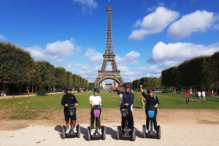 Paris Segway Family Tour "PRIVATE"
