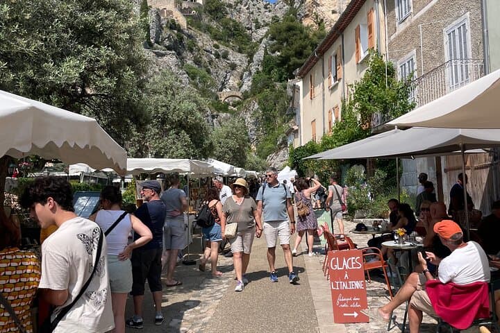 Moustier Market