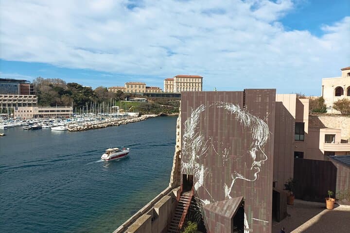 Marseille private walking tour with an official tour guide !