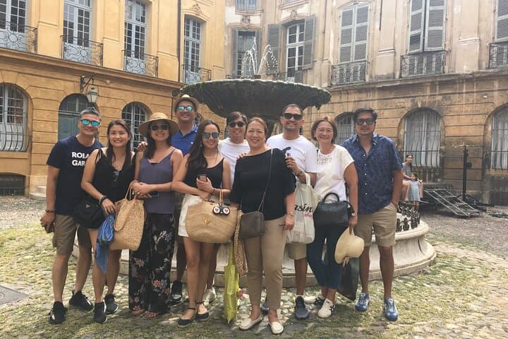 Private tour in Provence with your official tour guide !