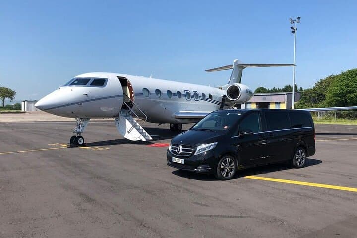 Shuttle Transfer Charles de Gaulle Airport Paris Mercedes Van