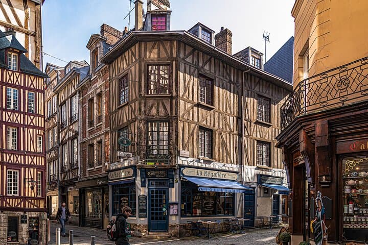 Rouen and Honfleur Full Day Private Tour from Paris