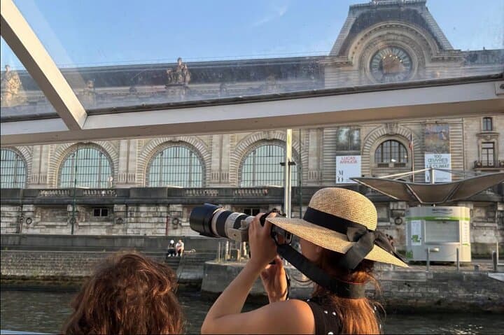 Paris Seine River Hop-On Hop-Off Sightseeing Cruise