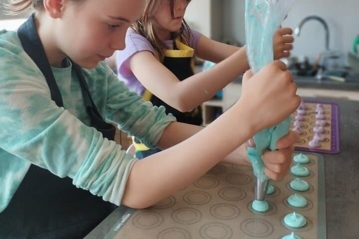 Macaron class with kids