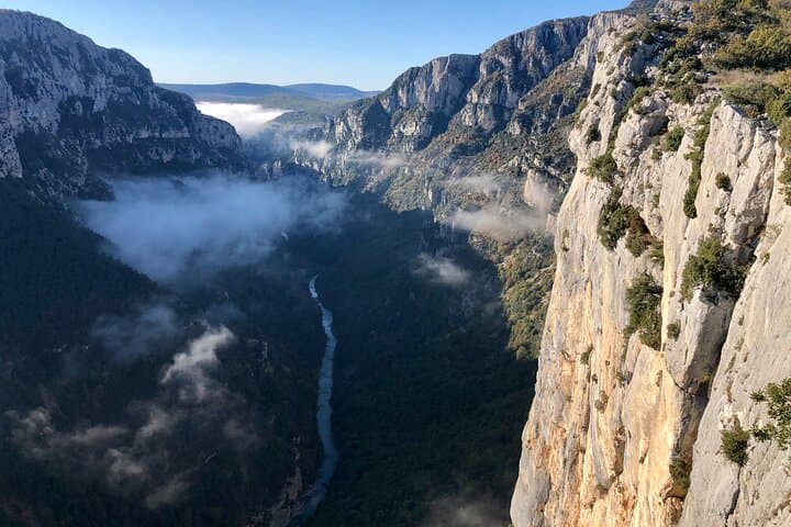 Gorges du Verdon and perched villages from Manosque.