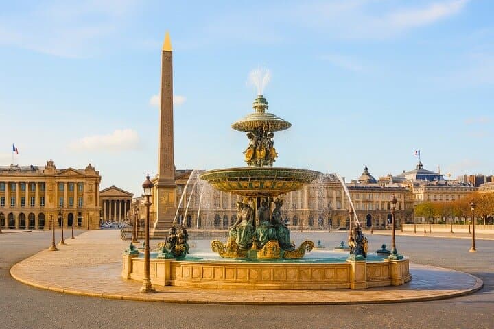 Explore Napoleon’s Paris Self Guided Walking Tour with an APP