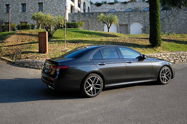 Private Transfers from Marseille and Saint-Rémy de Provence Airports