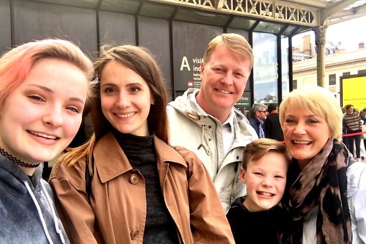 Family Friendly Musee d Orsay Private Guided Museum Tour