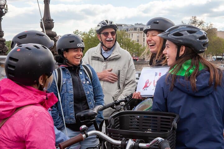 Private Paris Bike Tour - Iconic Sights around the Seine