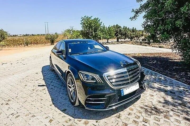 Private Transfer Between Paris and Portugal