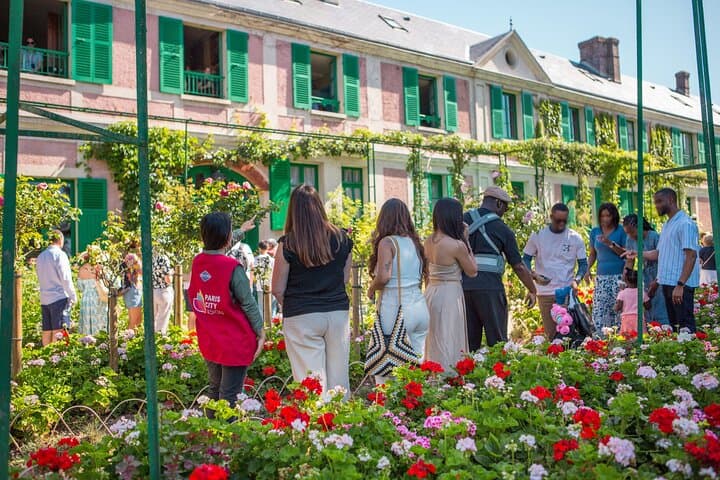 Giverny & Monet's House Audio Guided Half-day Tour from Paris