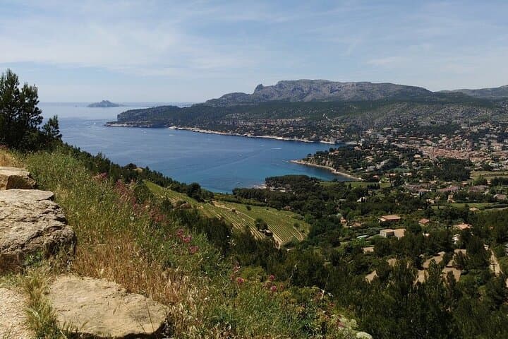 Private Tour From Marseille to Cap Canaille and Saint Tropez