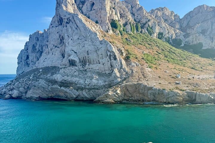 Maïre Island