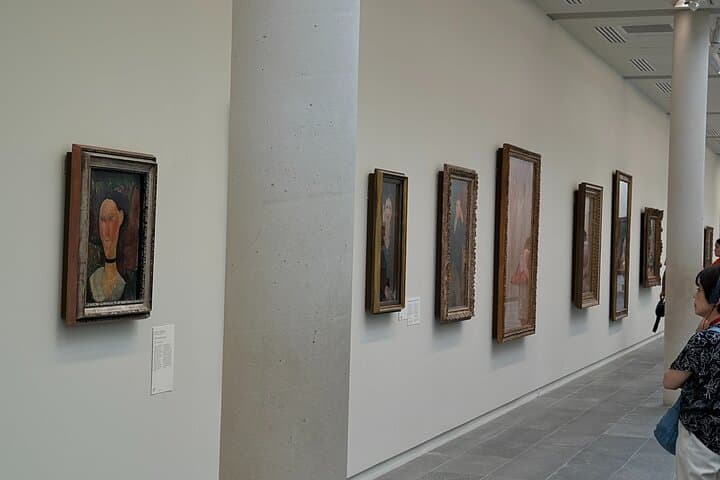 Orangerie Museum Tour with an Artist