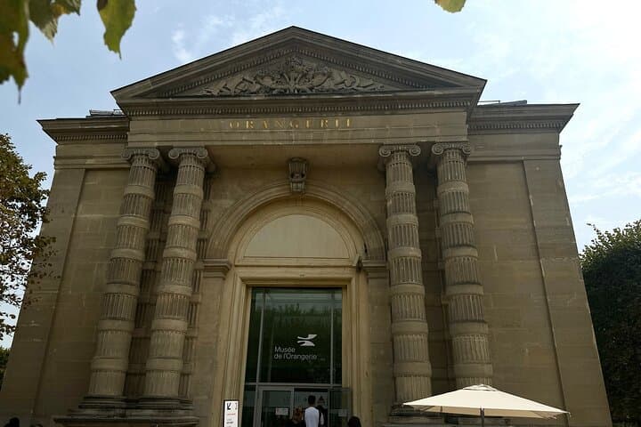 Orangerie Museum Tour with an Artist