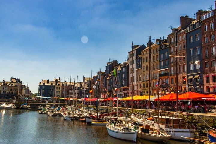 Stress-Free Honfleur & Deauville Shore Excursion from Le Havre