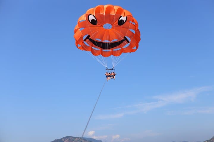 parachute ascent Mandelieu