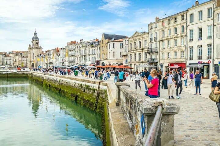 La Rochelle: Old Town and Maritime Heritage Private Tour