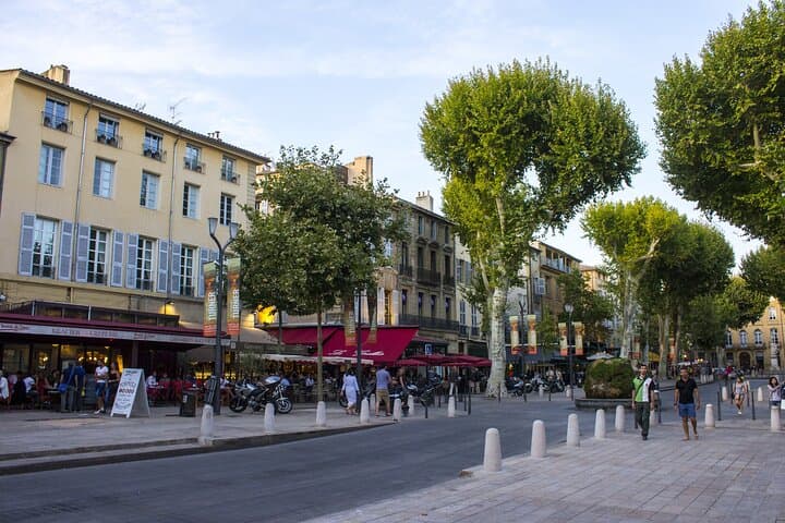 Aix-en-Provence Essentials Private Tour