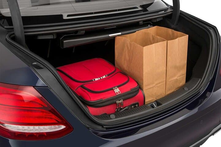 Transfer From Versailles To Paris by Car or Minivan