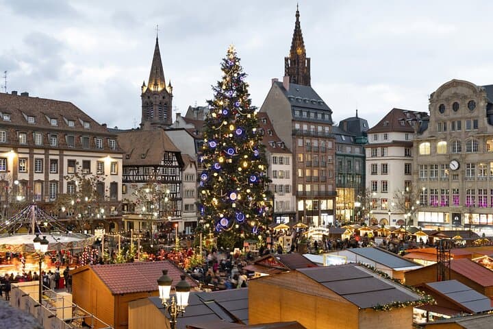 Place Kléber and the Christmas Market