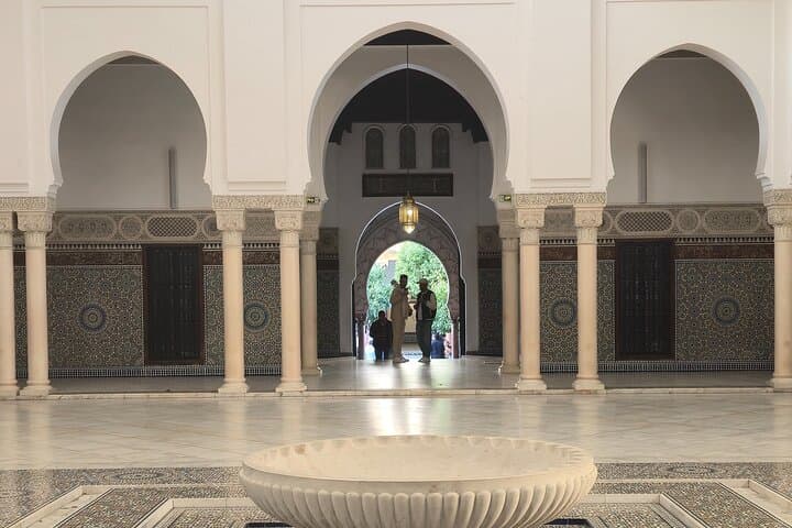 Paris Guided Tour of the Grand Mosque and Secret Gardens