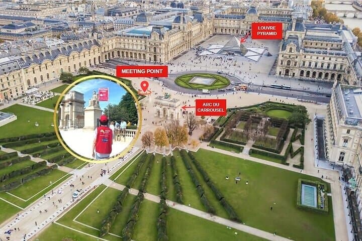 Louvre Museum Guided Tour with 1-Day Hop-On Hop-Off Bus Ticket