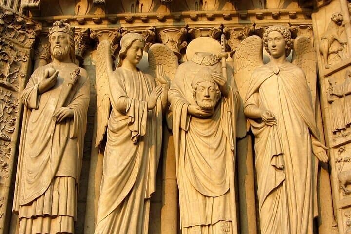 Notre Dame Interior Tour with Crypt, Macaron or Lunch options