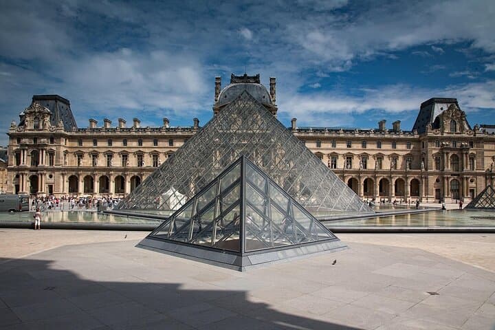 Discovering the Heart of Paris