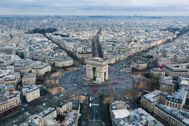 Paris Arc de Triomphe Ticket and Audio Tour on Your Phone