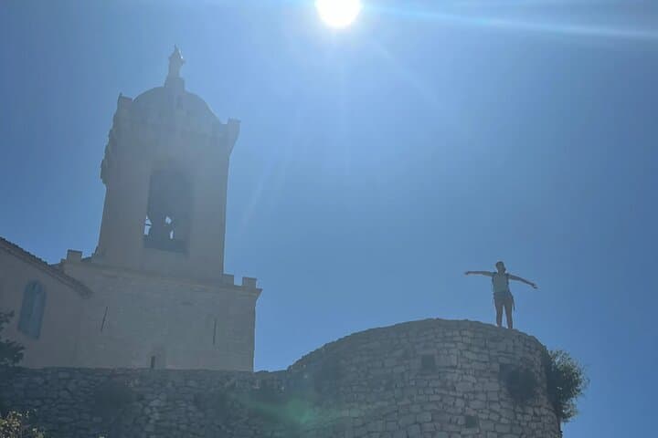 Marseille Allauch between tradition history and nature