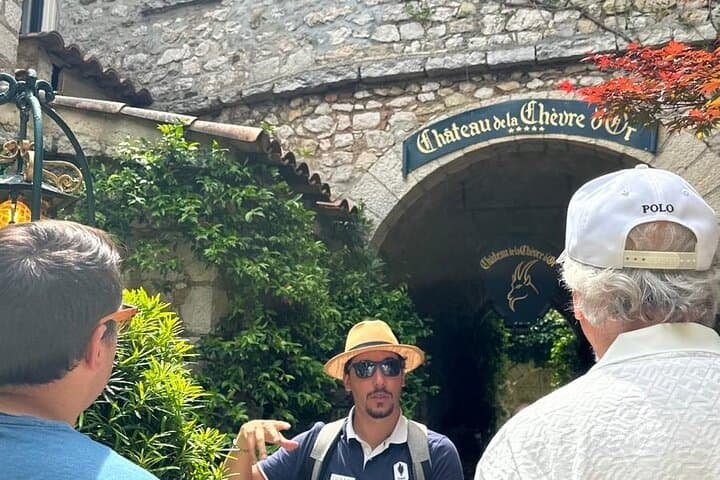 Èze Medieval Village Tour with your Certified Guide