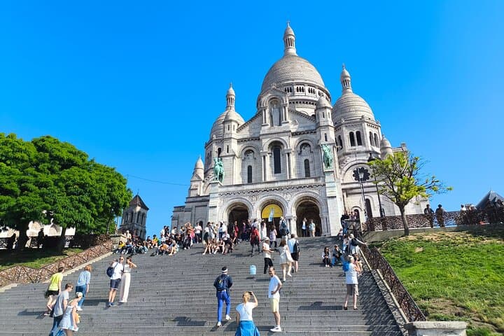 Paris Signature Tour: Half Day Highlights