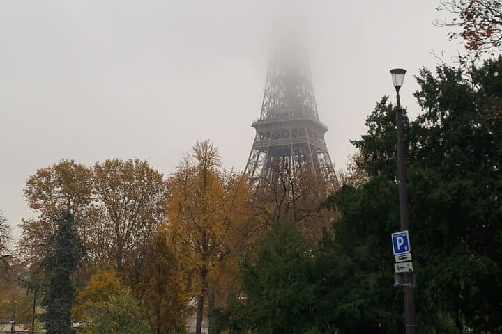 Private guided tours in Paris with private driver