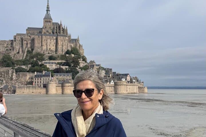 Private 9-hour tour to Mont St. Michel from Le Havre cruise port