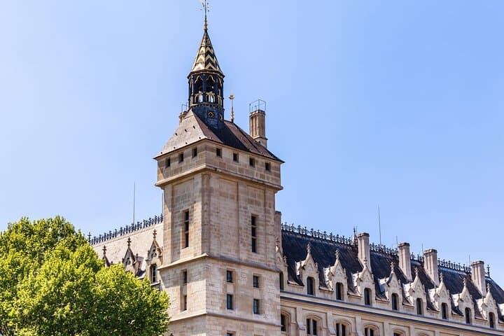 La Conciergerie Ticket and Audio Tour on Your Phone