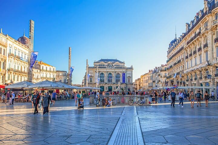 Hello Montpellier: Private 2-Hour Intro Walk with Local Guide