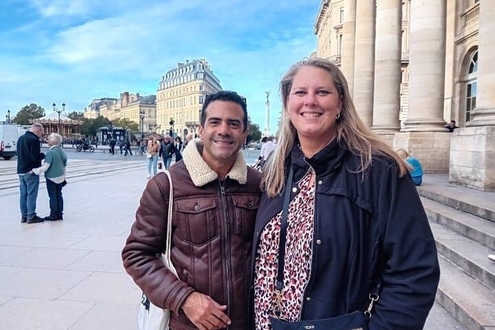 Bordeaux Private Walking Tour with a Local