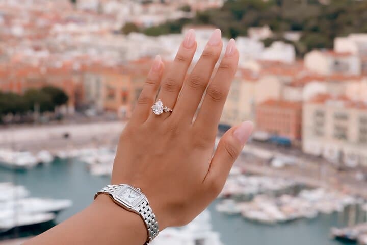 Private Vacation Photoshoot with Photographer in Nice
