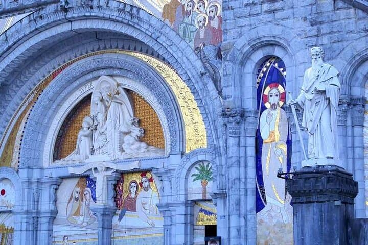 Lourdes Day Trip from Bordeaux with Visits