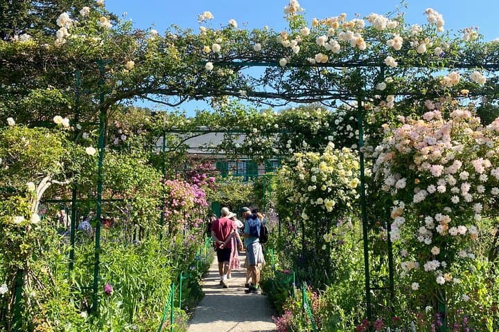 Giverny Claude Monet's House and Gardens