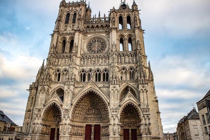 Amiens Cathedral Tour Audio Guide with Mobile App