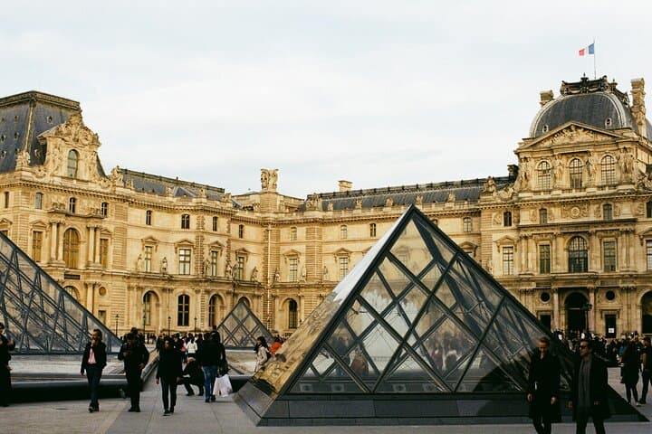 Discover Paris Like Never Before: Private Walking Tour