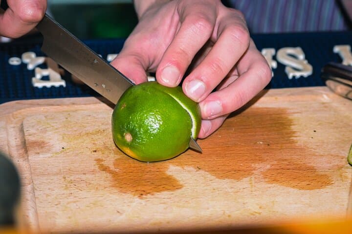 Shake, Mix & Sip: Cocktail Workshop in Old Nice